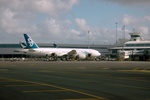 Air NZ B772.